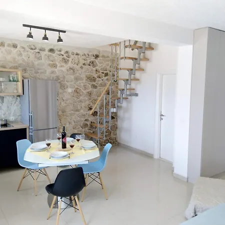 Apartment Porat *